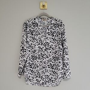 Timeson Leopard Print Long Sleeve Roll Tab Blouse Top Women Medium White Black